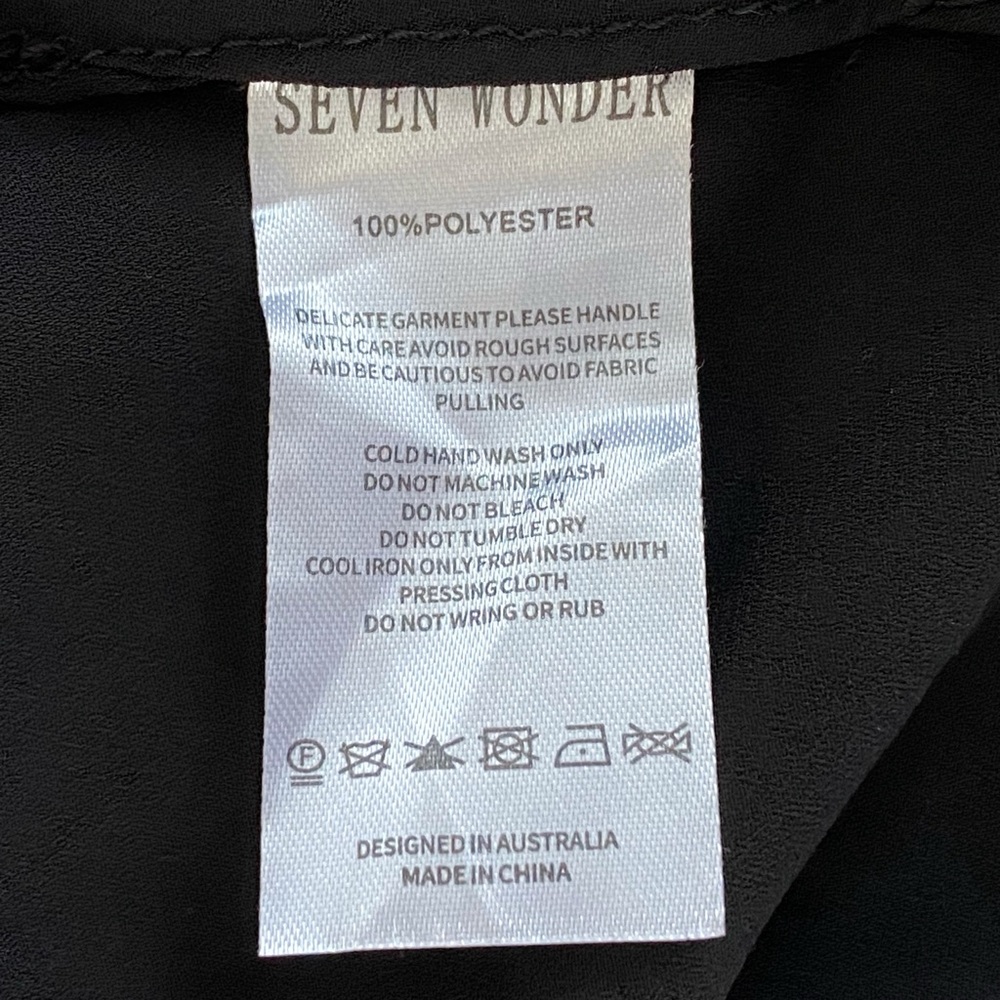 SEVEN WONDERS BLACK MARBELLA SINGLE STRAP FRONT KNOT CROP TOP - Picture 6 of 9